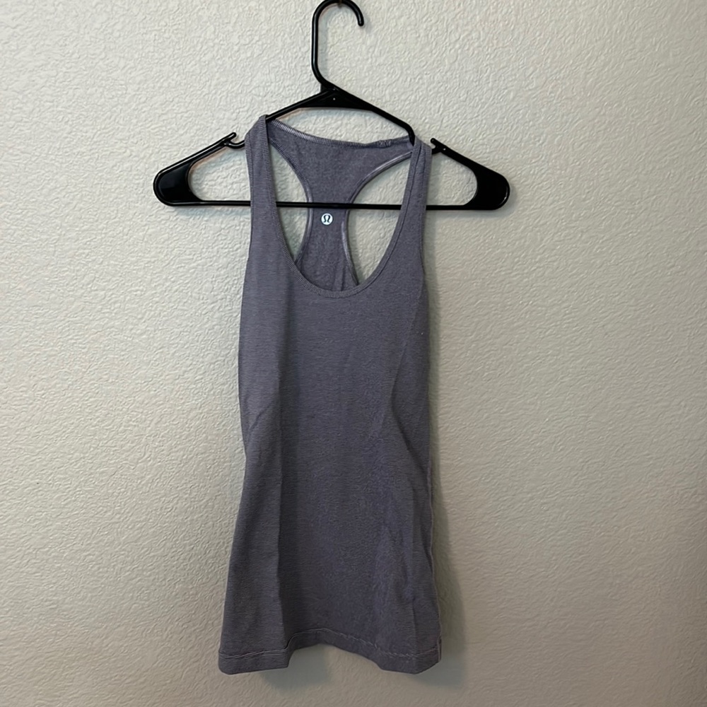Lululemon workout tank